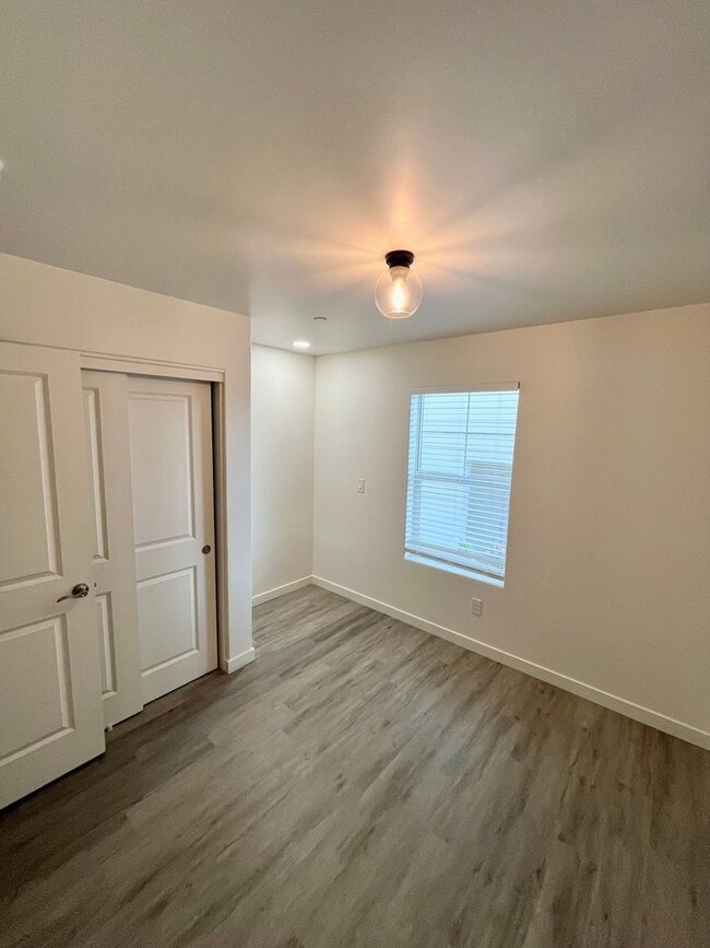 Foto del edificio - UPCOMING 3 BED 2 BATH HOME AVAILABLE 3/16/2026!!