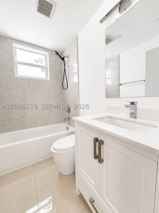 Foto del edificio - 7537 NW 3rd Ave