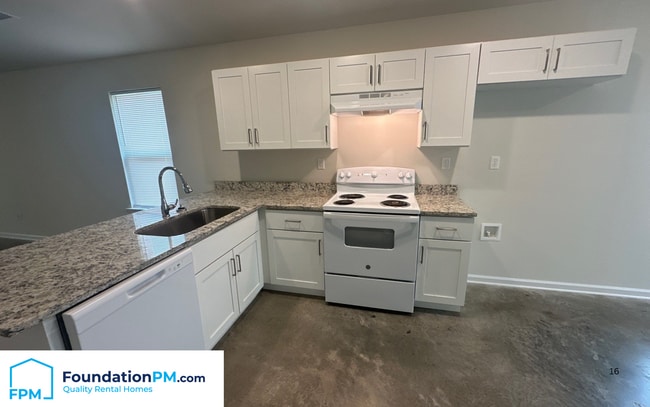 Building Photo - 314 Chestnut St