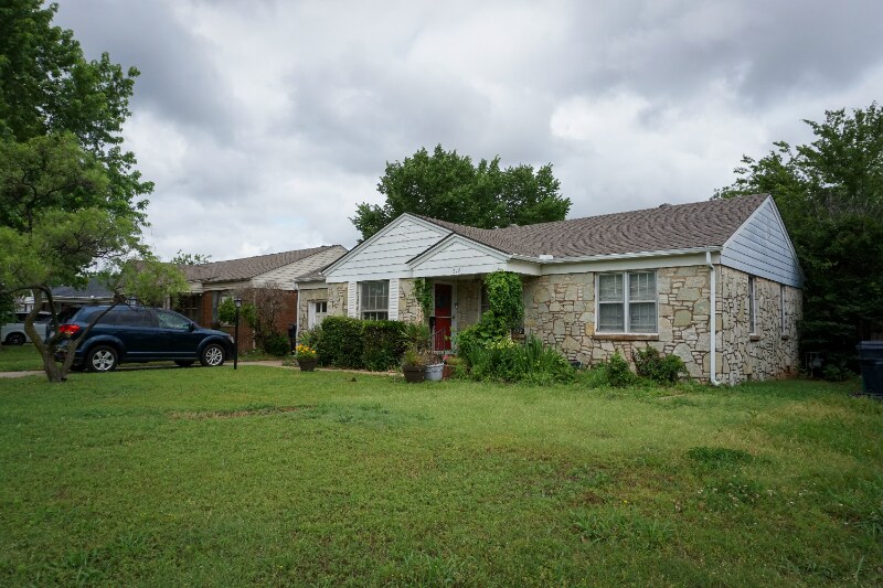 Primary Photo - 617 NW 51st St
