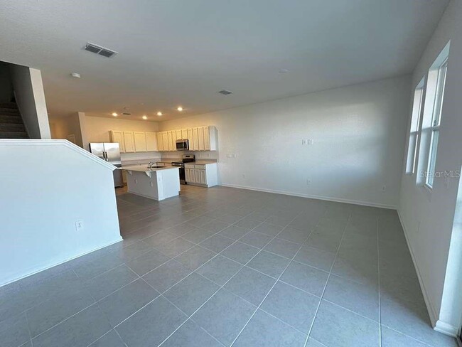 Building Photo - 2427 Bevel Ln