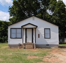 Building Photo - 616 W Oklahoma Ave