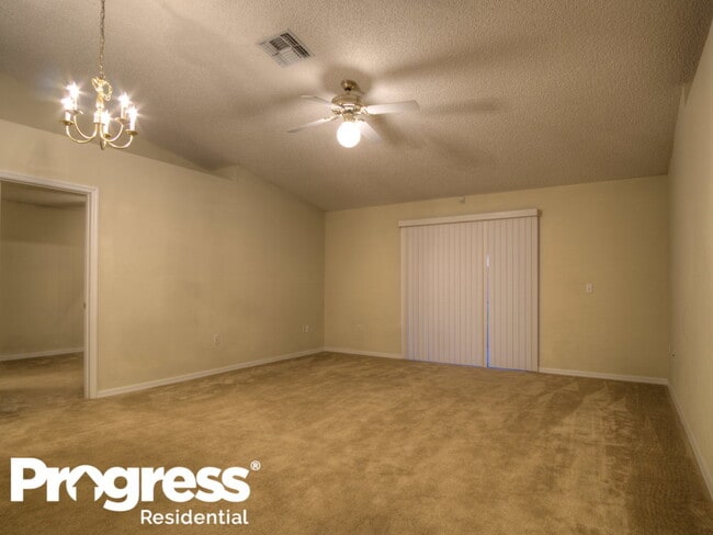 Building Photo - 1615 Dartmouth Dr