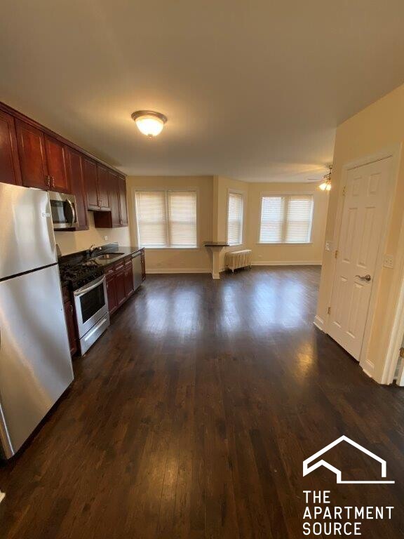 Building Photo - 4540 W George St