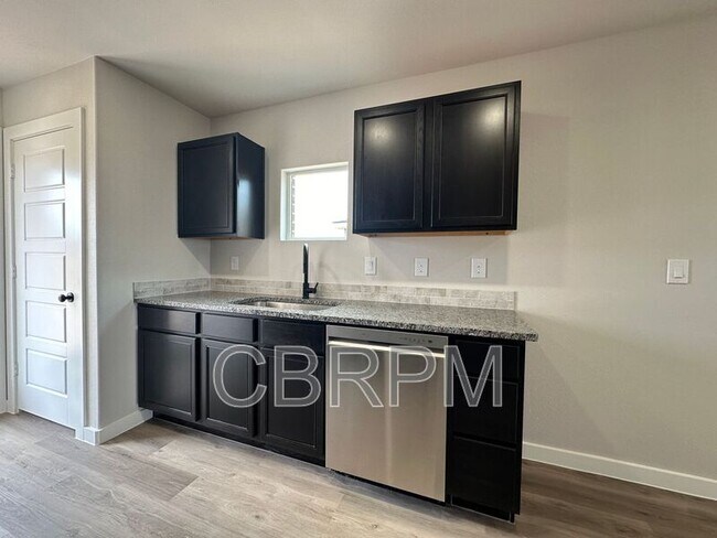 Foto del edificio - 5513 Rice St