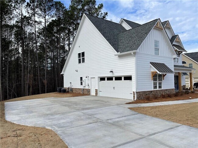 Building Photo - 72 Hanover Dr