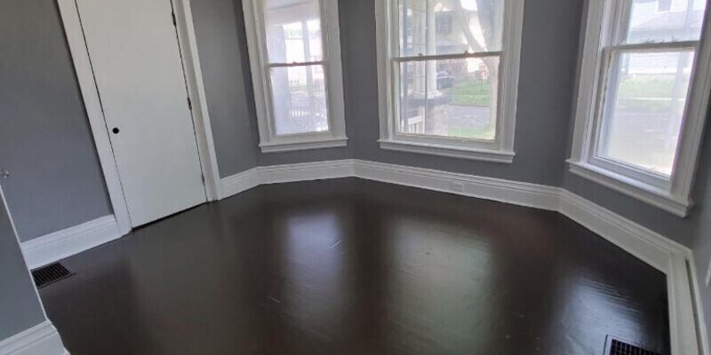 Primary Photo - 537 Flint Street