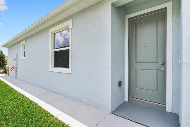 Building Photo - 31463 Paper Birch St