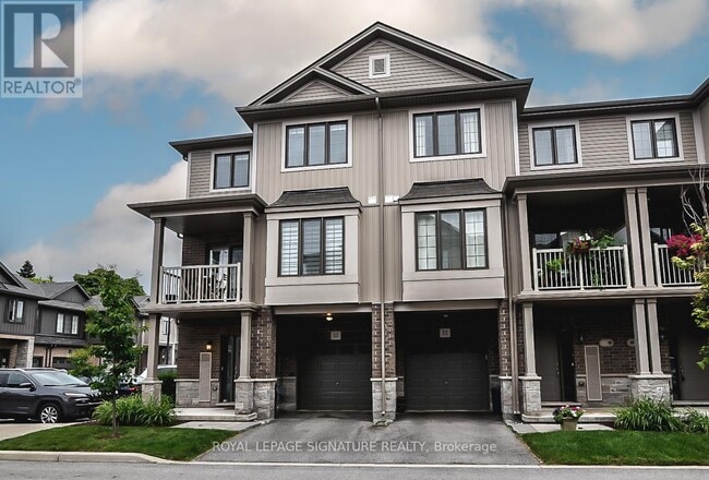 Photo du bâtiment - 377-377 Glancaster Rd