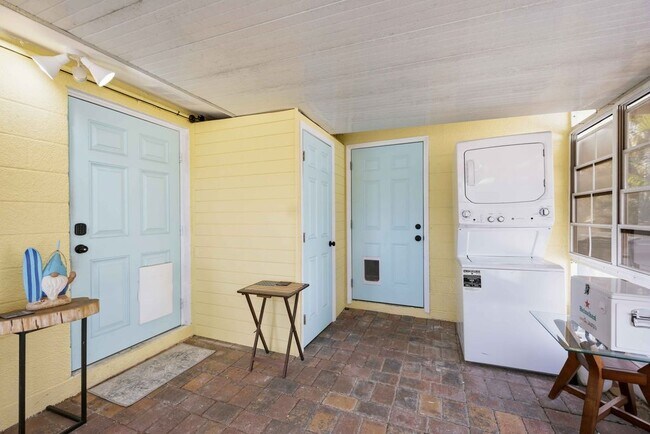 Foto del edificio - 370 E Fray St