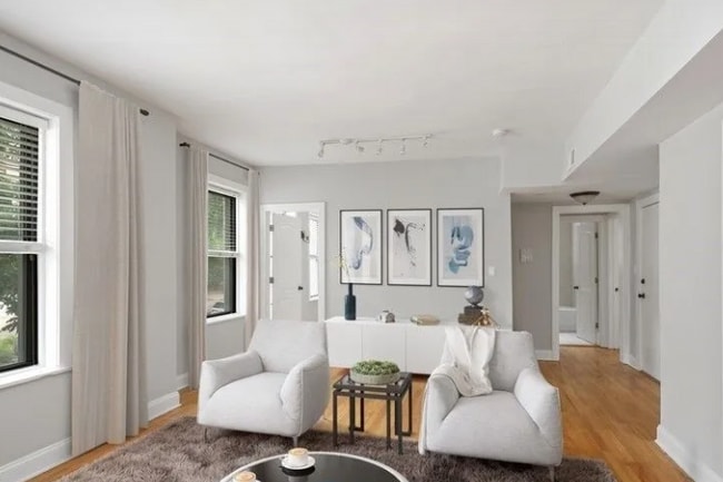 Building Photo - 4036 N Ashland Ave