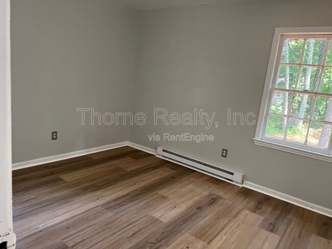 Building Photo - 1705 Fountain St