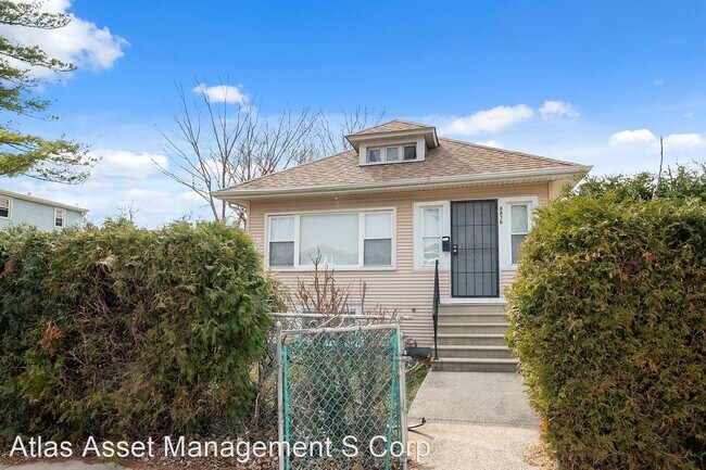 Foto del edificio - 2 br, 1 bath House - 8836 S. May St