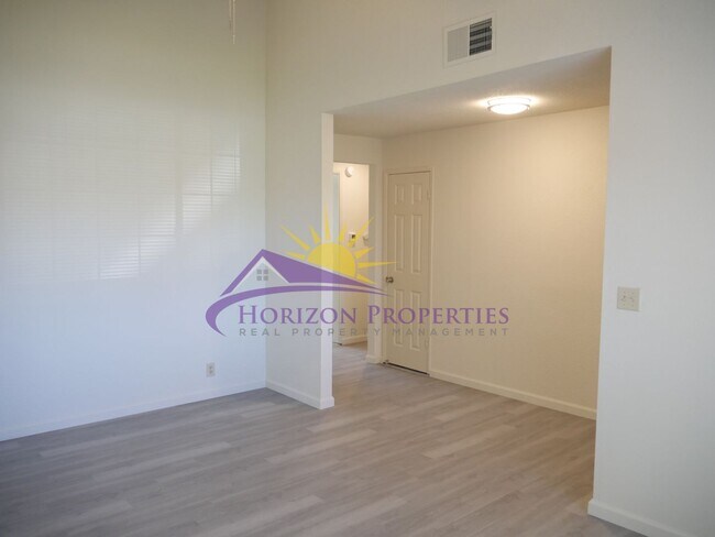 Building Photo - Remodeled 4 Bed 2 Bath 1,544sq ft home in Antelope