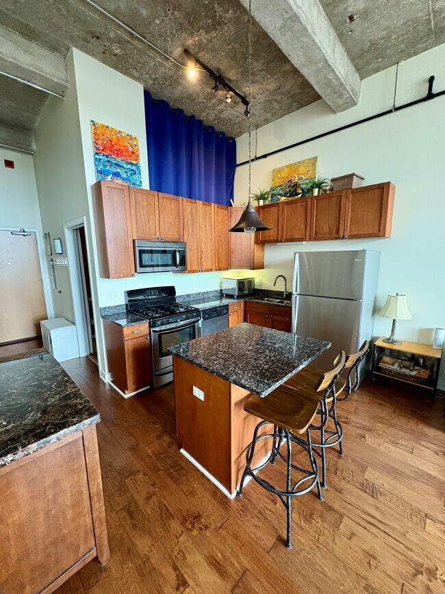 Foto del edificio - 320 E 21st St