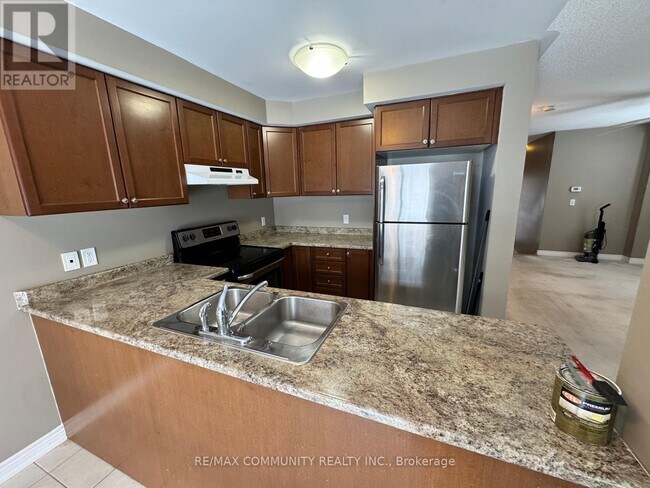 Photo du bâtiment - 2354 Steeplechase St