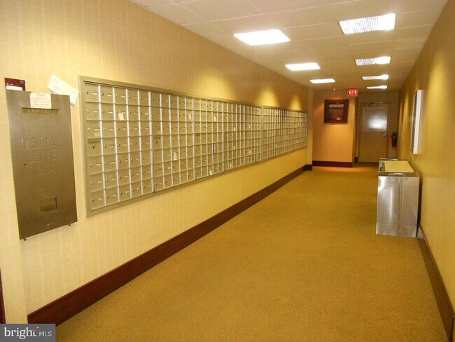 Foto del edificio - 1030 E Lancaster Ave