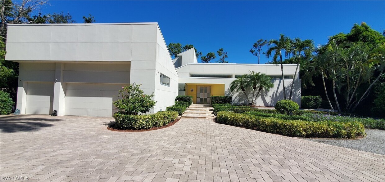 Primary Photo - 13627 Pine Villa Ln