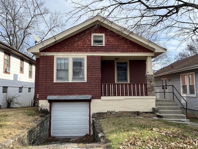 Foto del edificio - 3104 Cavanaugh Ave