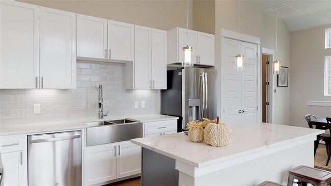 Foto del edificio - 7703 Kivu Ln