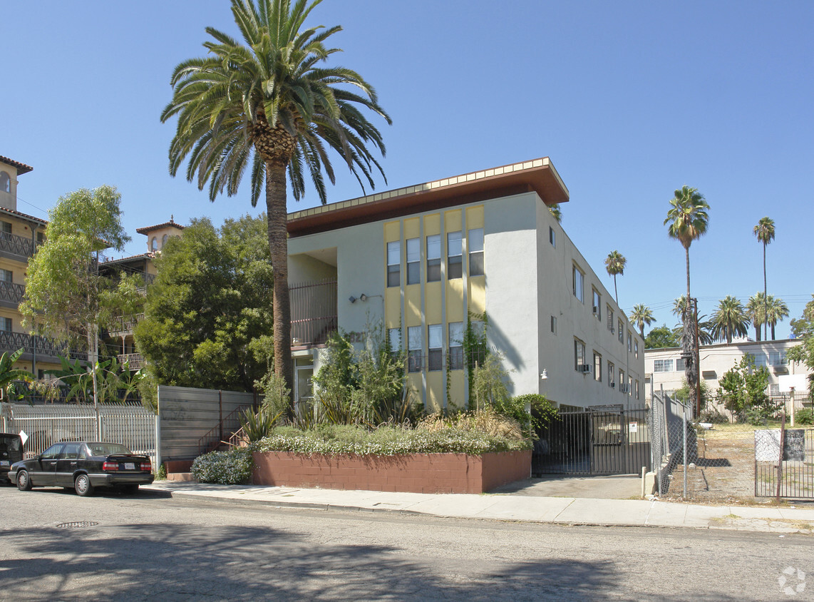 6827 Leland Way, Los Angeles, CA 90028 - Apartments in Los Angeles, CA ...