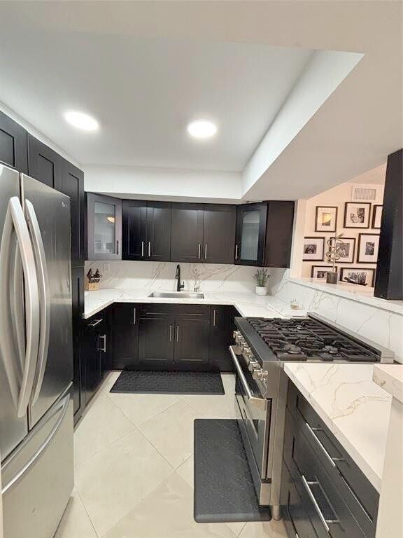 Building Photo - 3140 S Ocean Dr