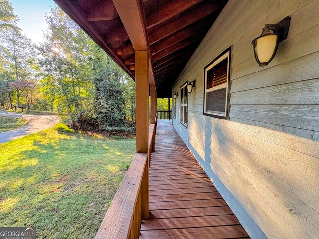 Building Photo - 4067 Fincher Dr