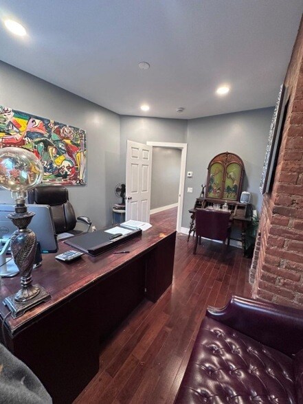 Foto del edificio - 387 Van Brunt St
