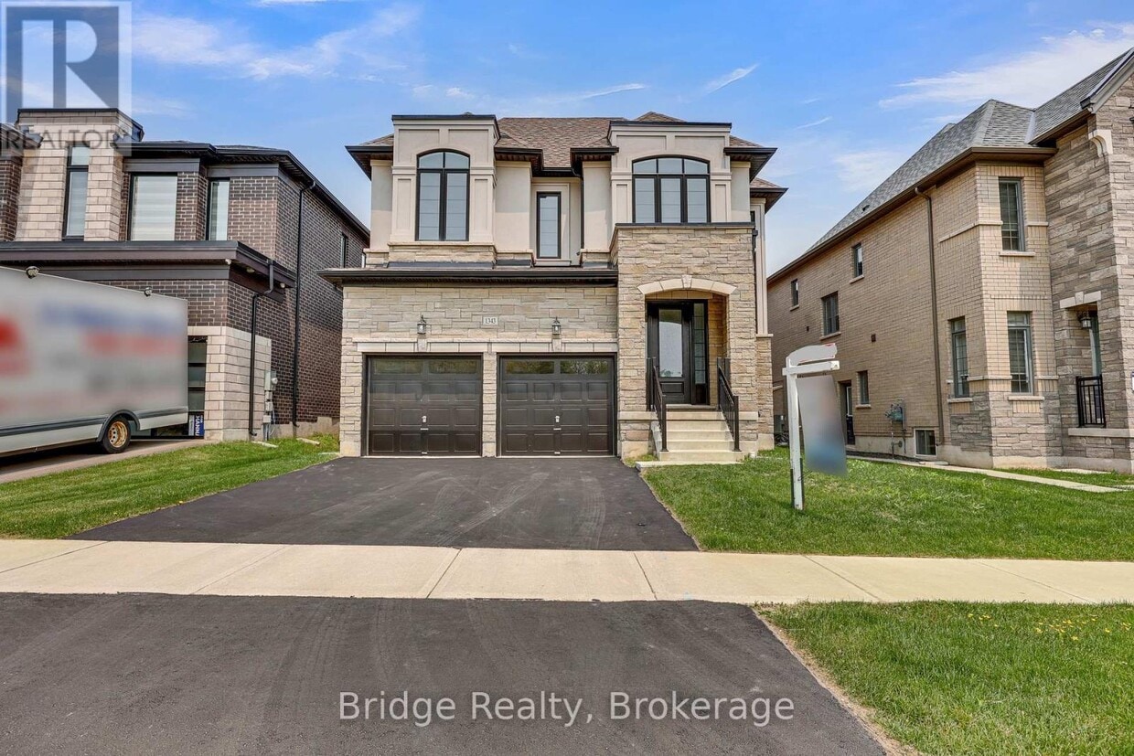 Photo principale - 1343 Upper Thames Dr