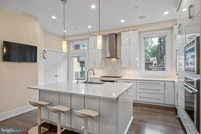 Foto del edificio - 5307 Merriam St