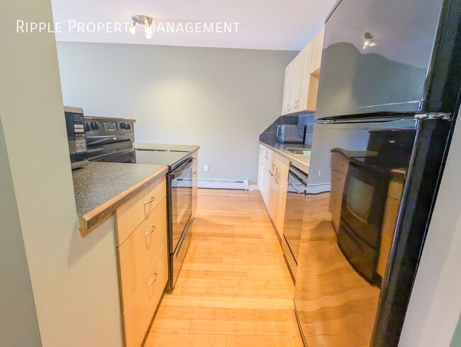 Building Photo - Modern 1 Beds, 1 Baths Apartment/Condo | N...