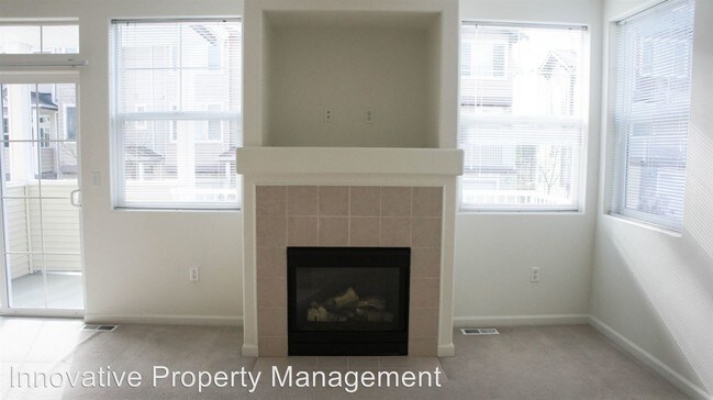 Building Photo - 15315 SW Warbler Way