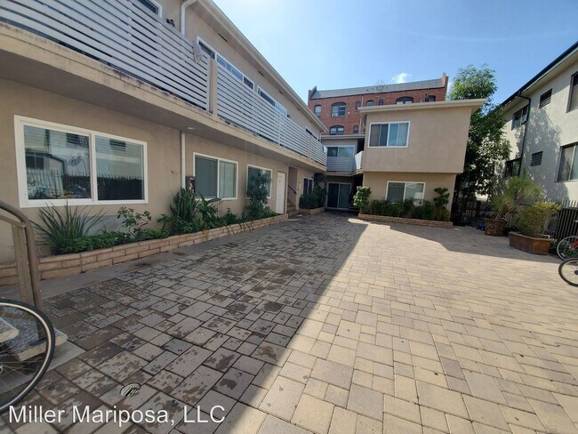 Foto del edificio - 321 S Mariposa Ave