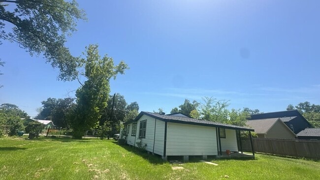 Photo - BEAUTIFUL HOME IN HOUSTON. MOVE IN READY!.