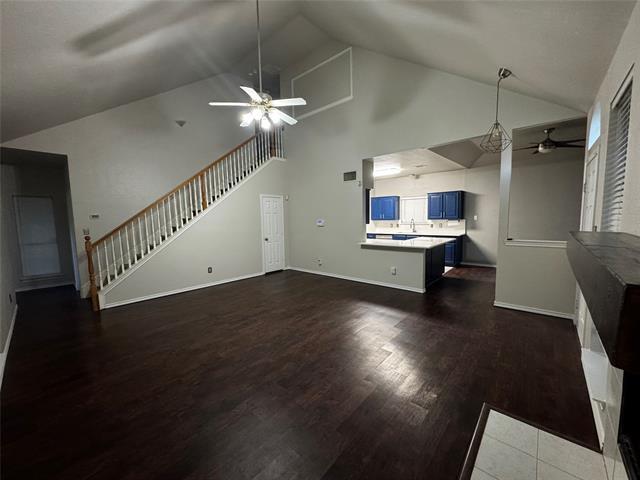 Building Photo - 1365 W Branch Hollow Dr
