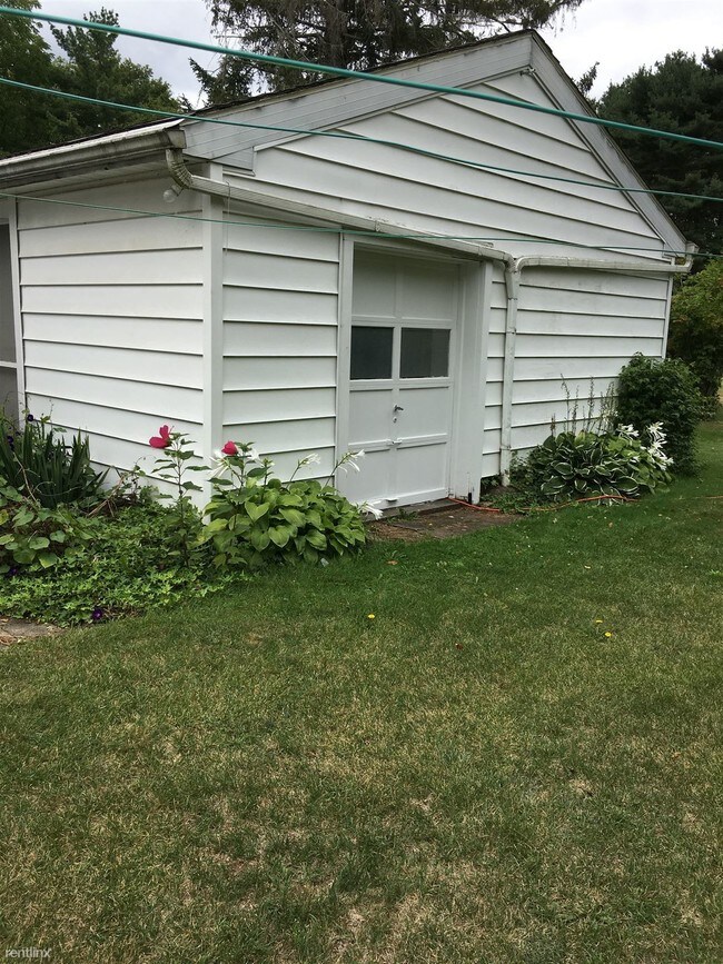 Building Photo - 436 Homer Rd