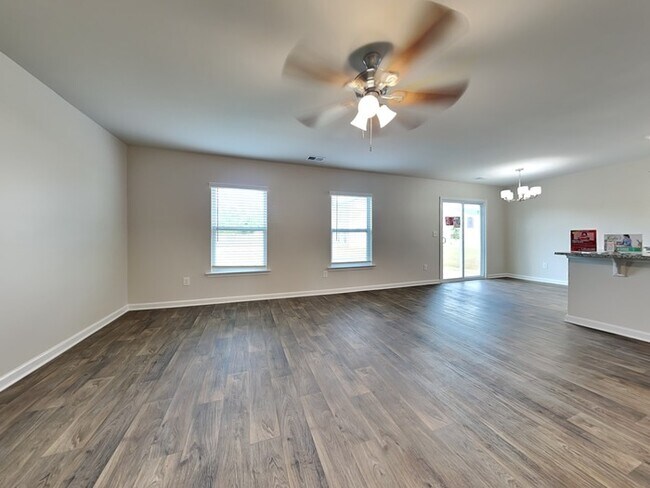 Foto del edificio - 107 Boat Clb Ln