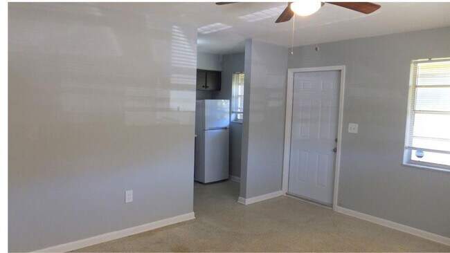 Foto del edificio - 6125 SW 48th Ct