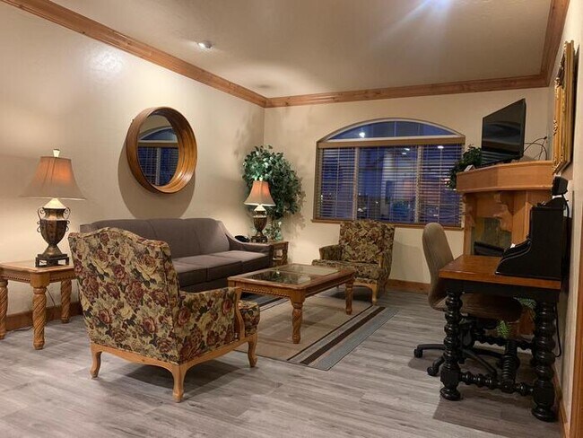 Foto del edificio - Villa 2076 1 Bed 1 Bath Full Kitchen