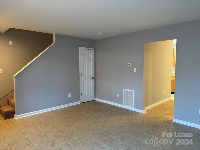 Foto del edificio - 795 White Oaks Rd