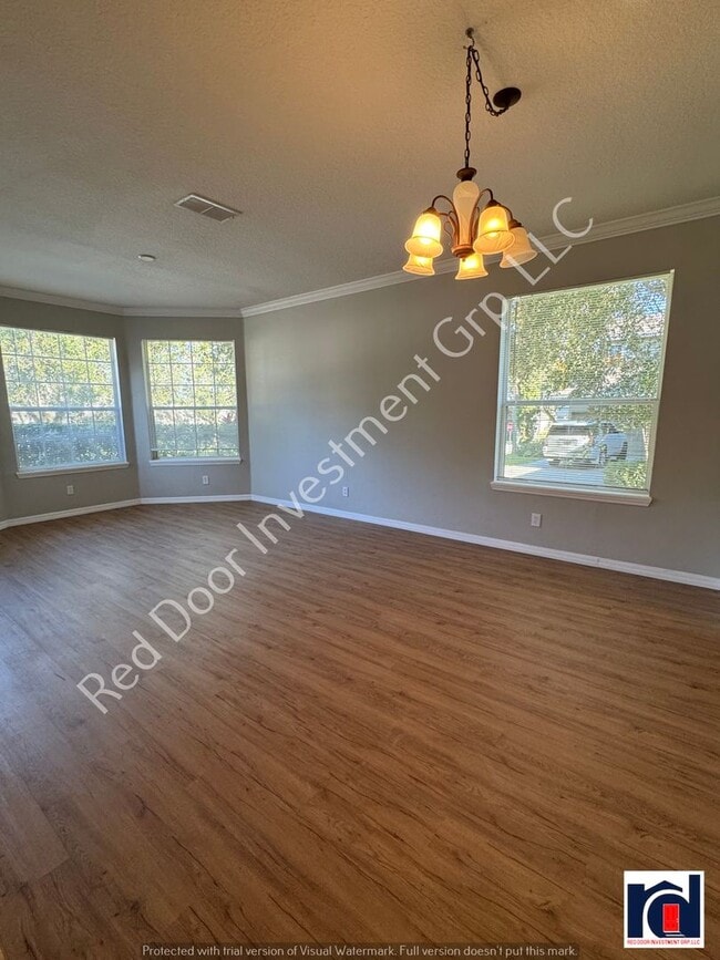 Building Photo - 559 Hiawatha Palm Pl