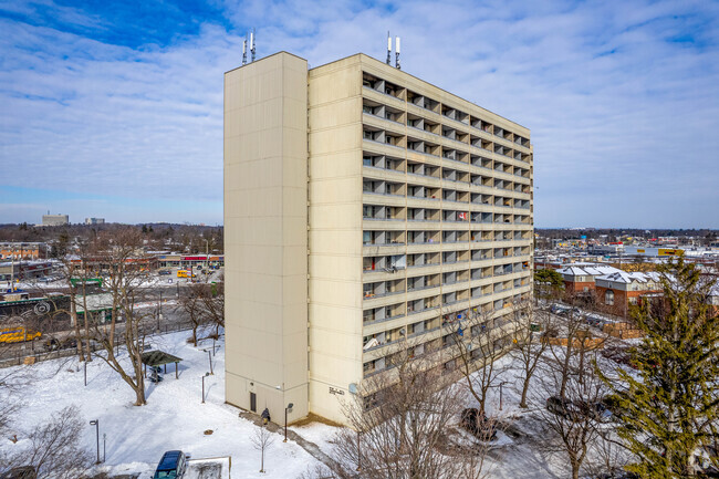 Building Photo - West Hill Apartments