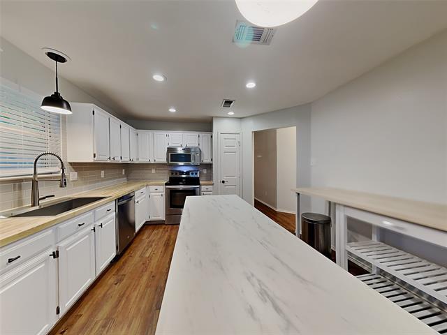 Foto del edificio - 3705 Fleetwood Dr
