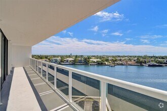 Building Photo - 20515 E Country Club Dr