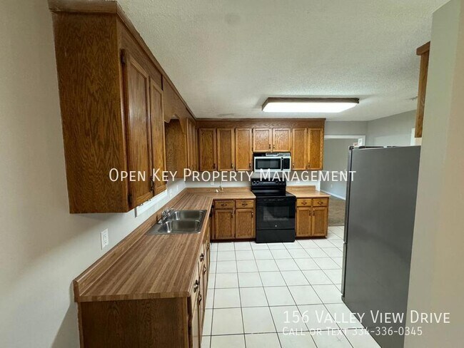 Foto del edificio - 156 Valleyview Dr