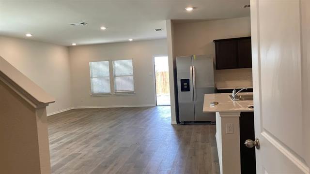 Building Photo - 205 Redstone Ln