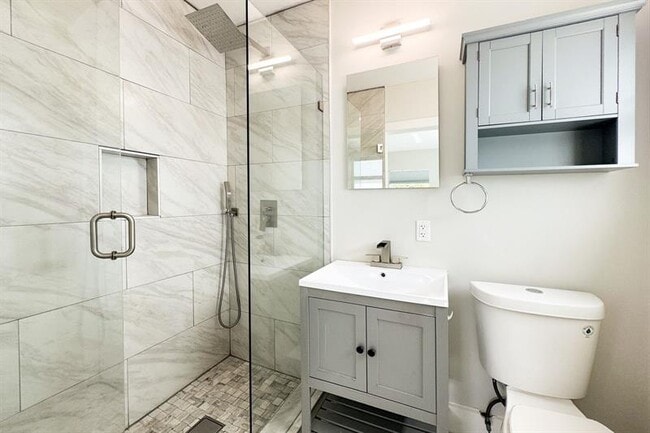 Foto del edificio - 1641 NE 5th Ct