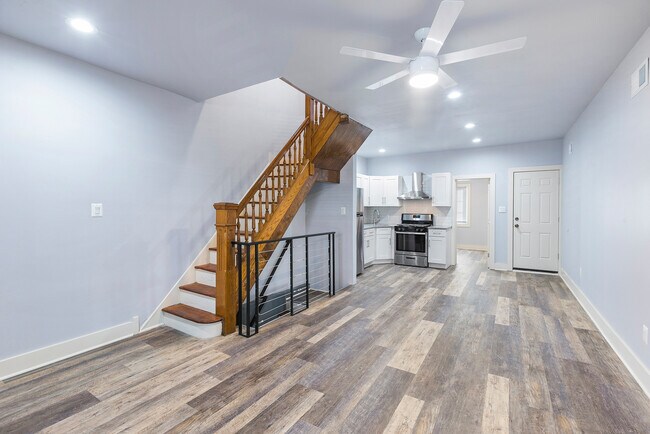 Foto del edificio - 5430 Delancey St