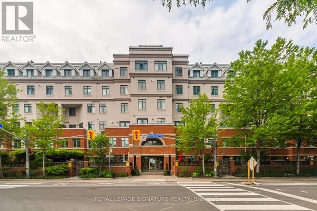 Photo du bâtiment - 500 Richmond St W