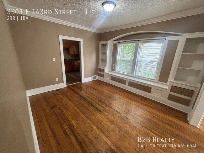Building Photo - 3301 E 143rd St